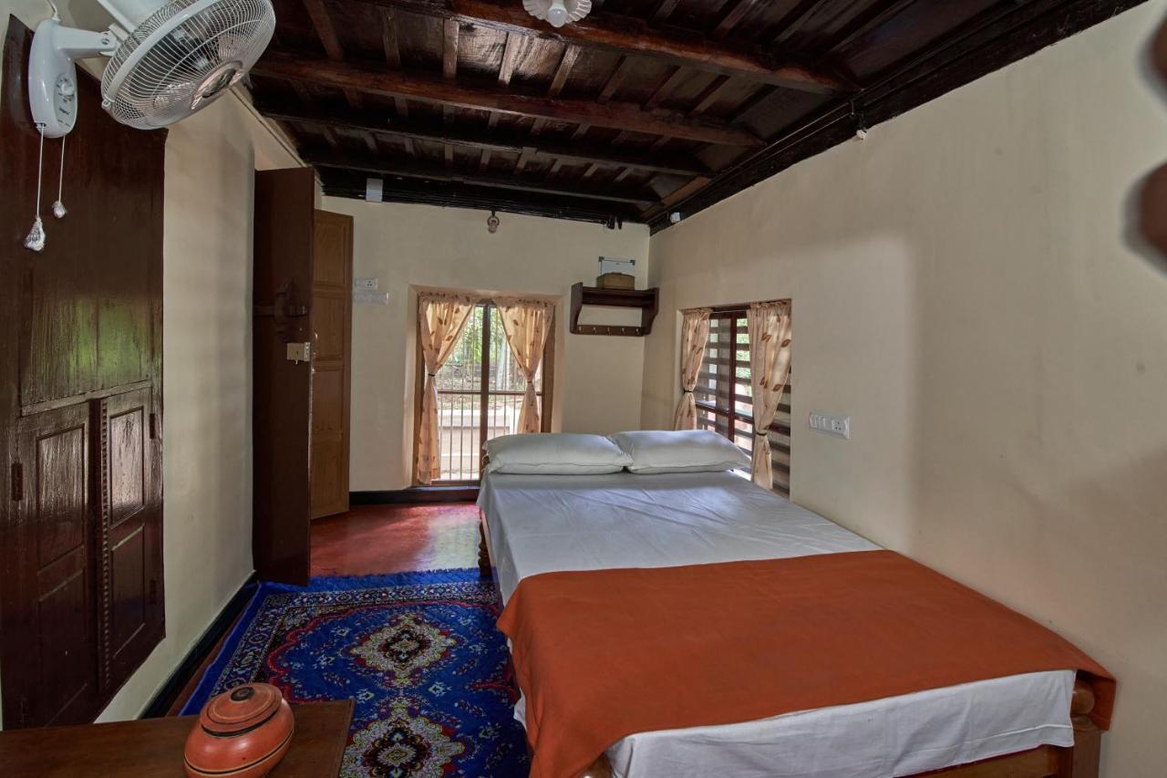 The Mana-Heritage Stay - Chengazhimattam Mana Kottayam Extérieur photo