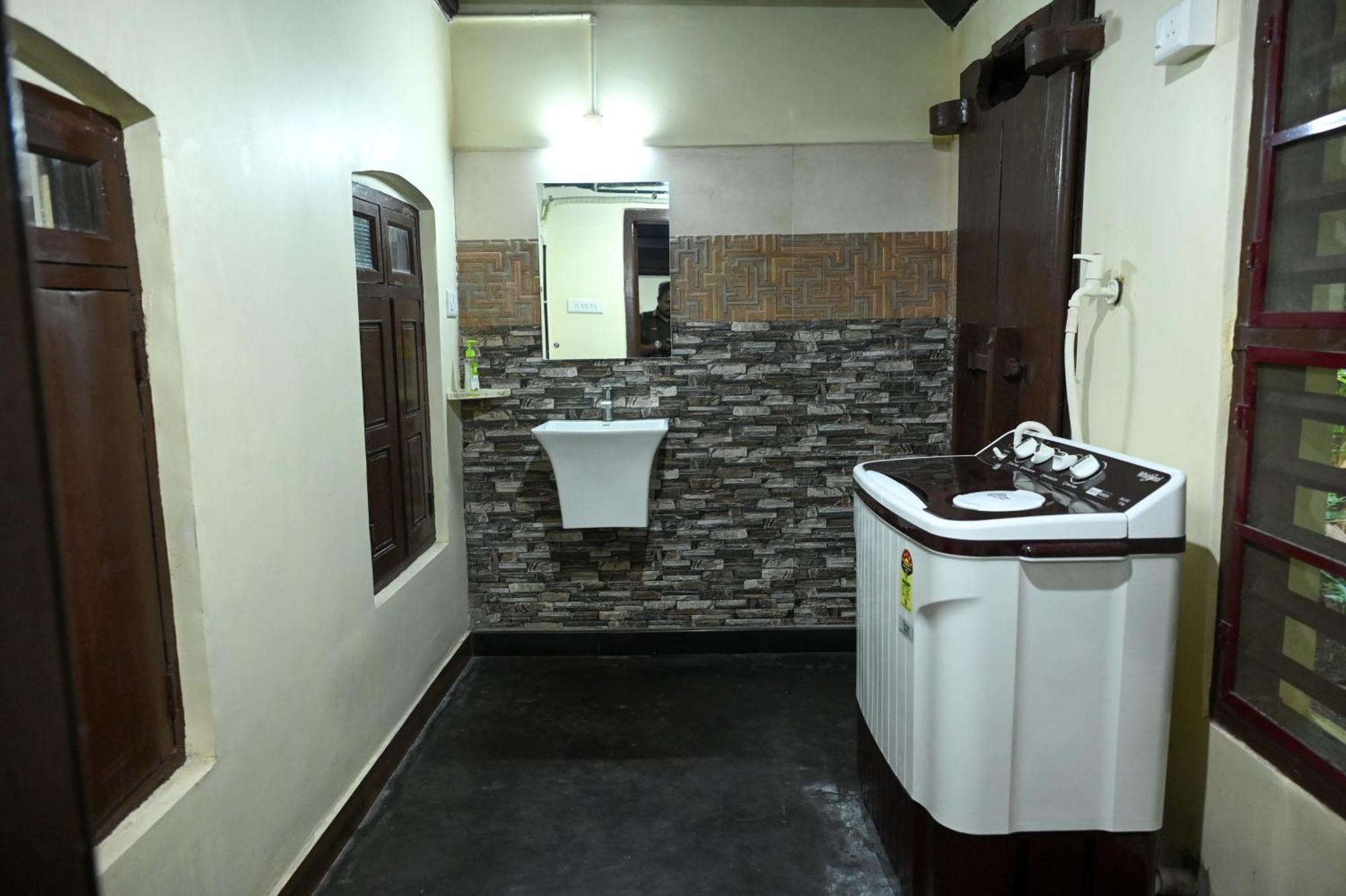 The Mana-Heritage Stay - Chengazhimattam Mana Kottayam Extérieur photo
