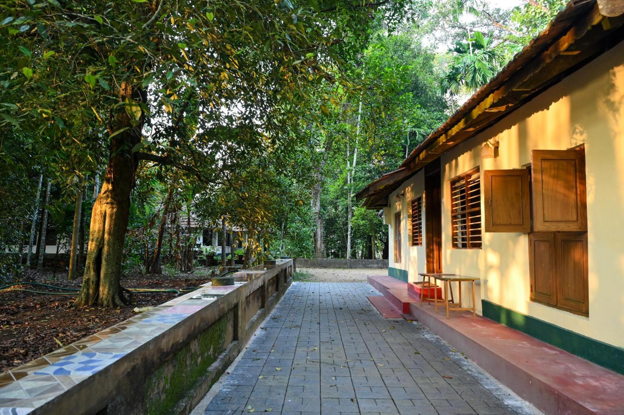 The Mana-Heritage Stay - Chengazhimattam Mana Kottayam Extérieur photo