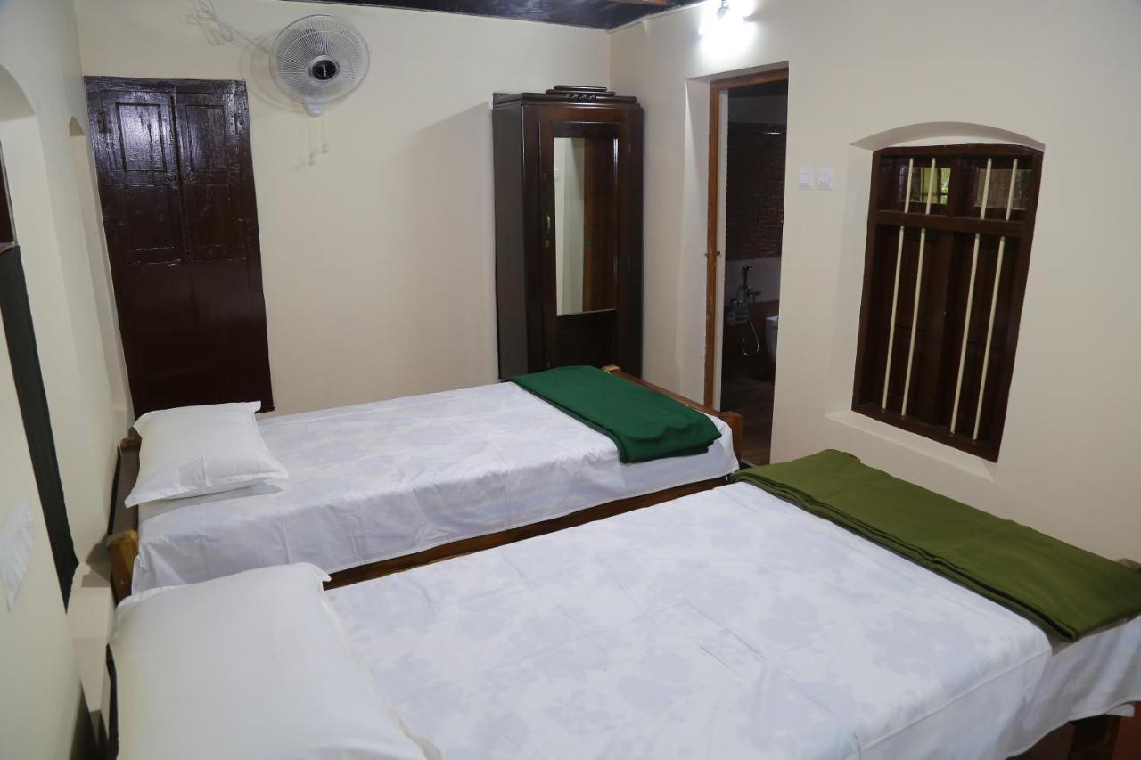The Mana-Heritage Stay - Chengazhimattam Mana Kottayam Extérieur photo