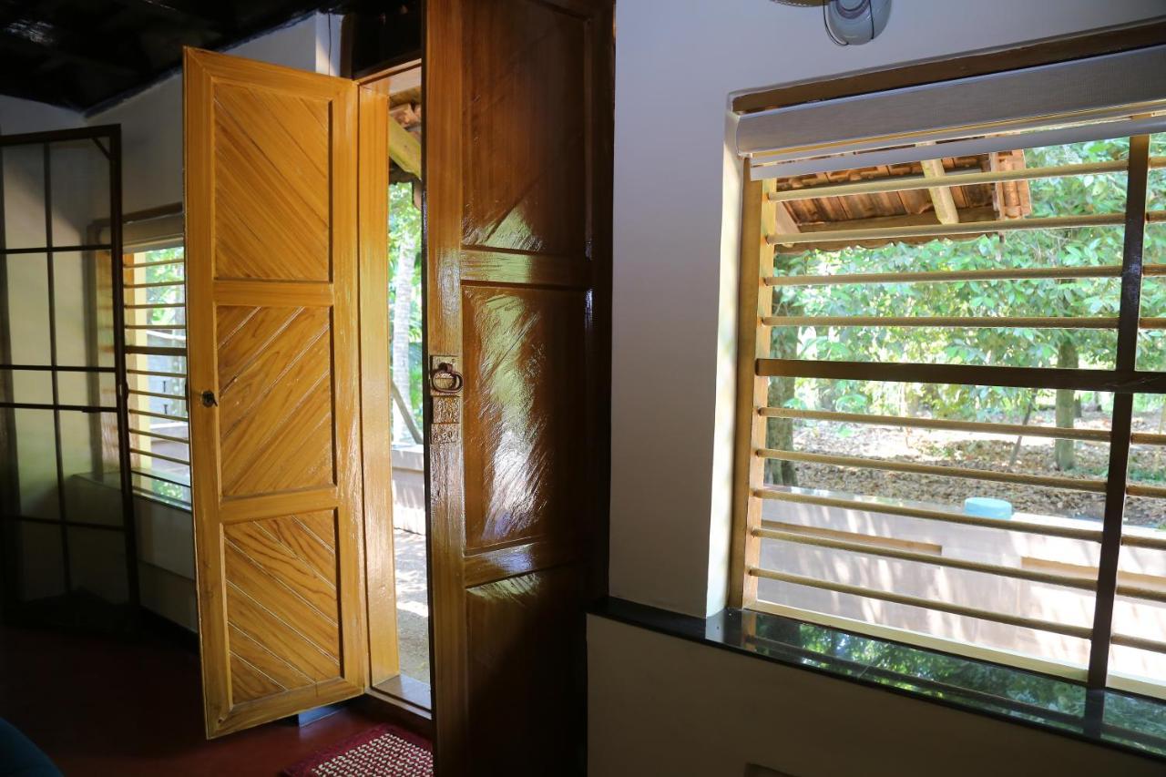 The Mana-Heritage Stay - Chengazhimattam Mana Kottayam Extérieur photo